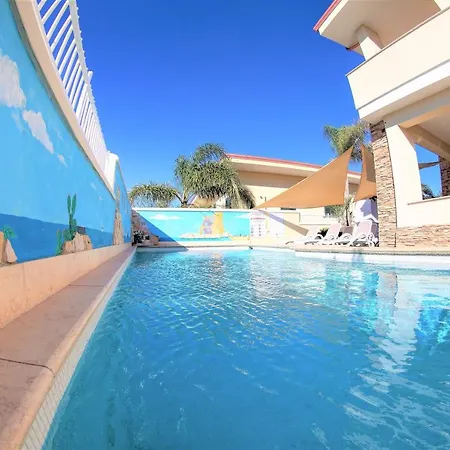 Hotel apartamentowy Paglianiti - Your Family Residence! Briatico