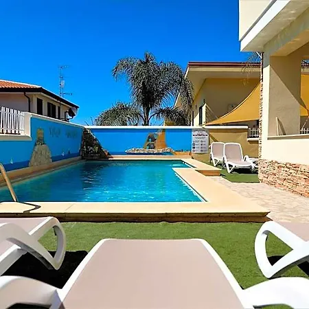 Апарт-отель Paglianiti - Your Family Residence! Бриатико