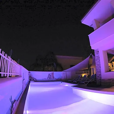 Paglianiti - Your Family Residence! Бриатико