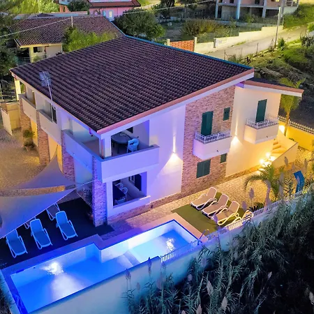 Paglianiti - Your Family Residence! Briatico