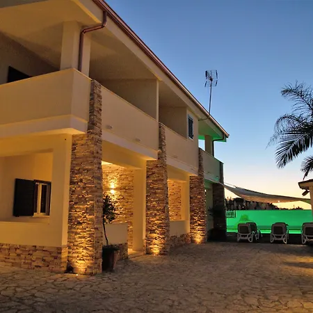 Lejlighedshotel Paglianiti - Your Family Residence! 4*