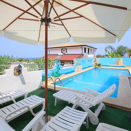 Paglianiti - Your Family Residence! 4*