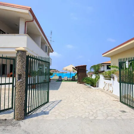 Апарт-отель Paglianiti - Your Family Residence!